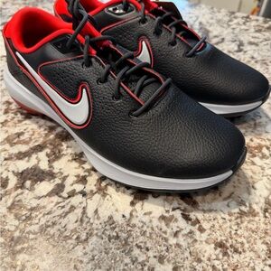 Nike Men's Black and Red Golf Shoes